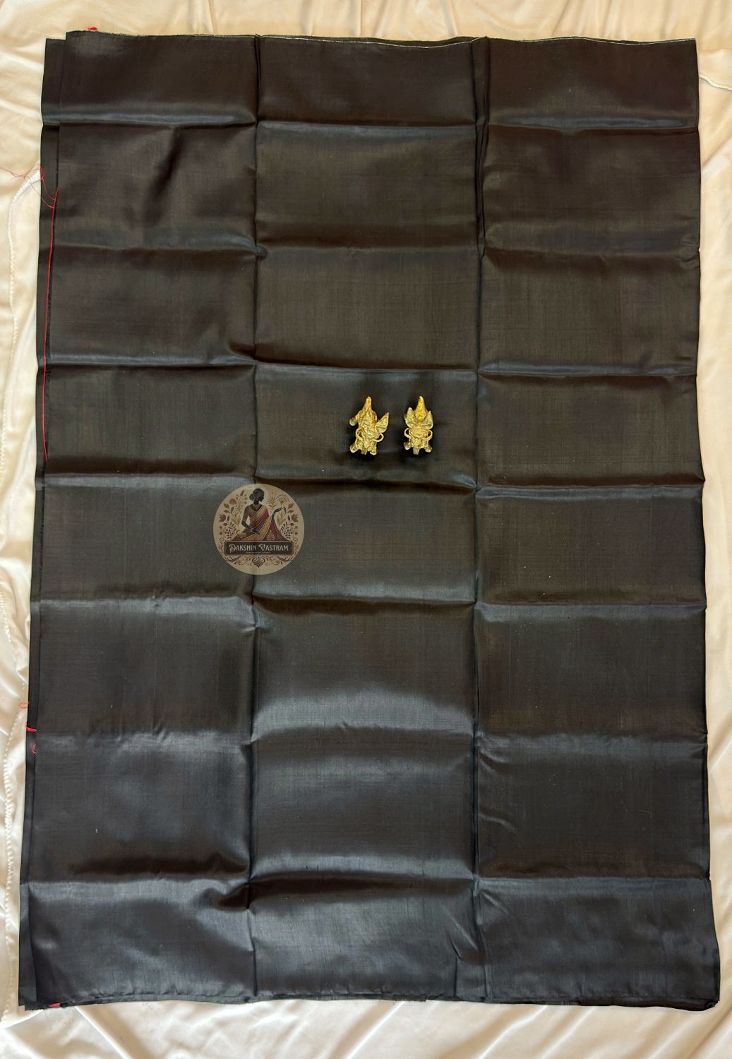 Detail of Bishnupur silk than saree selvedge and finish – individually dyed and handwoven by Bengal artisans
